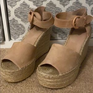 Marc Fisher light pinky cream wedges